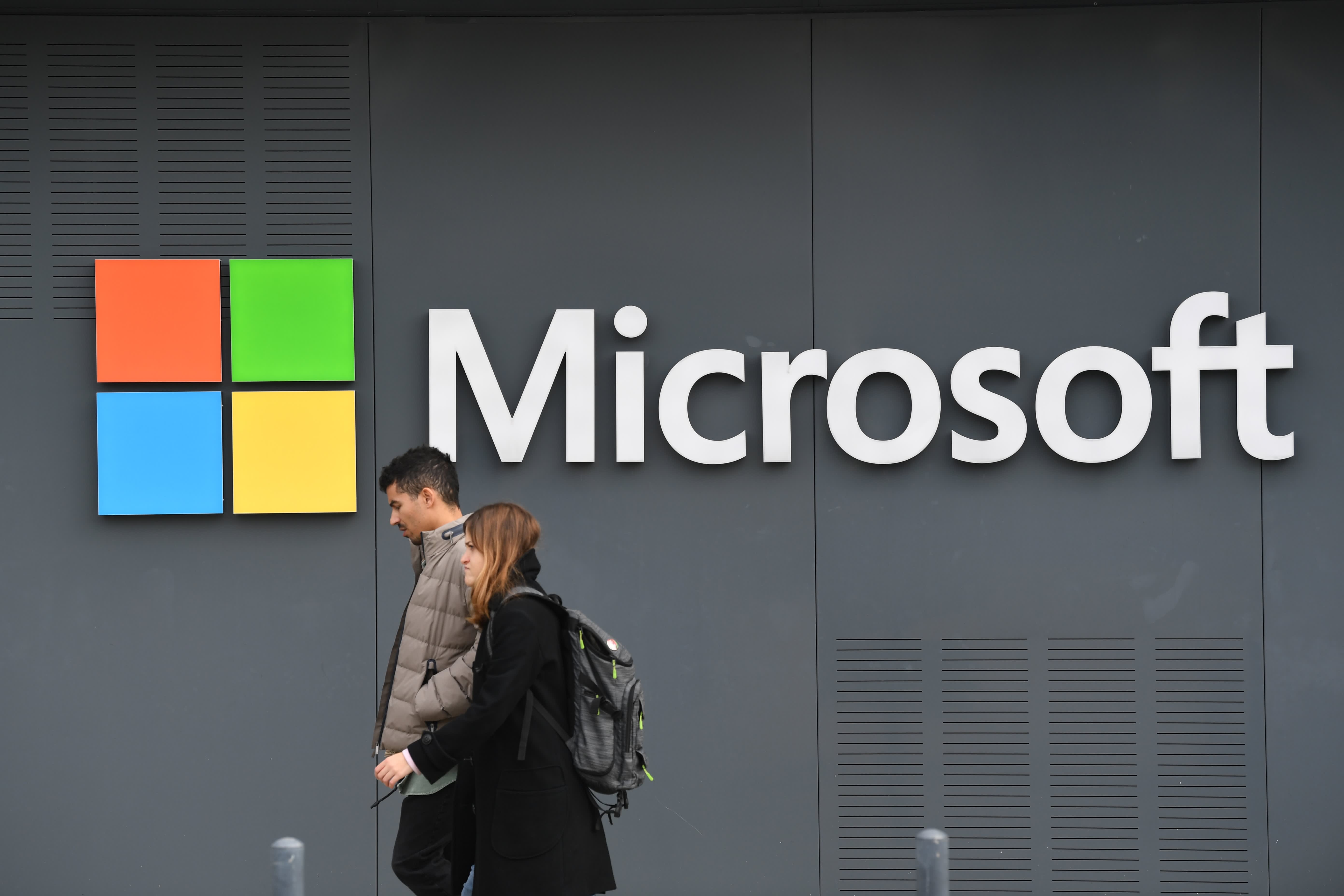 Microsoft shares are 'just north' of expensive after reporting earnings, Tim Seymour says